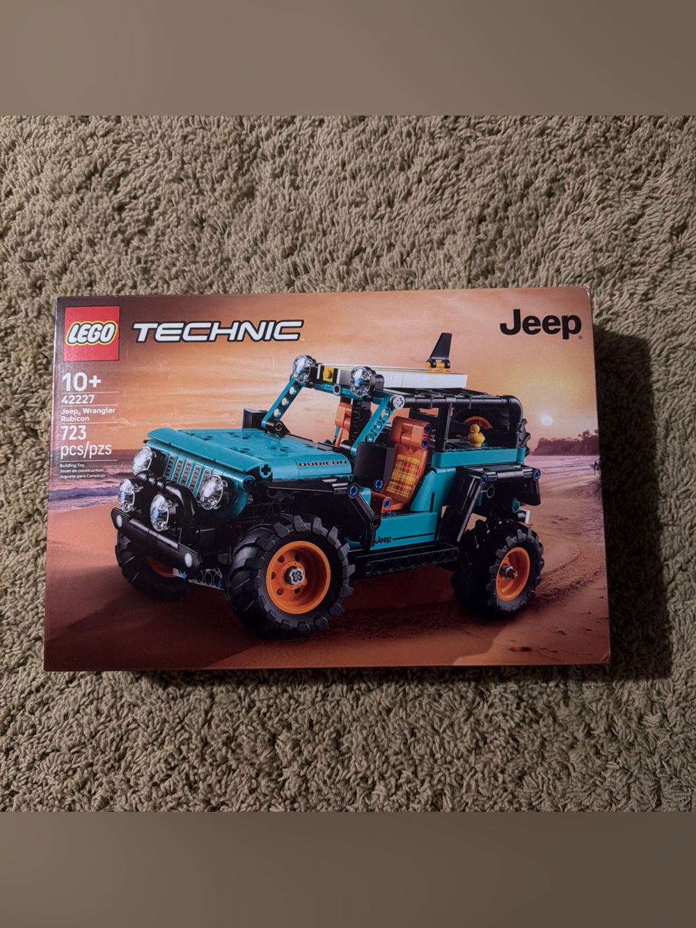 LEGO Technic Jeep 4x4 Builder Set - Teal and Orange Accents